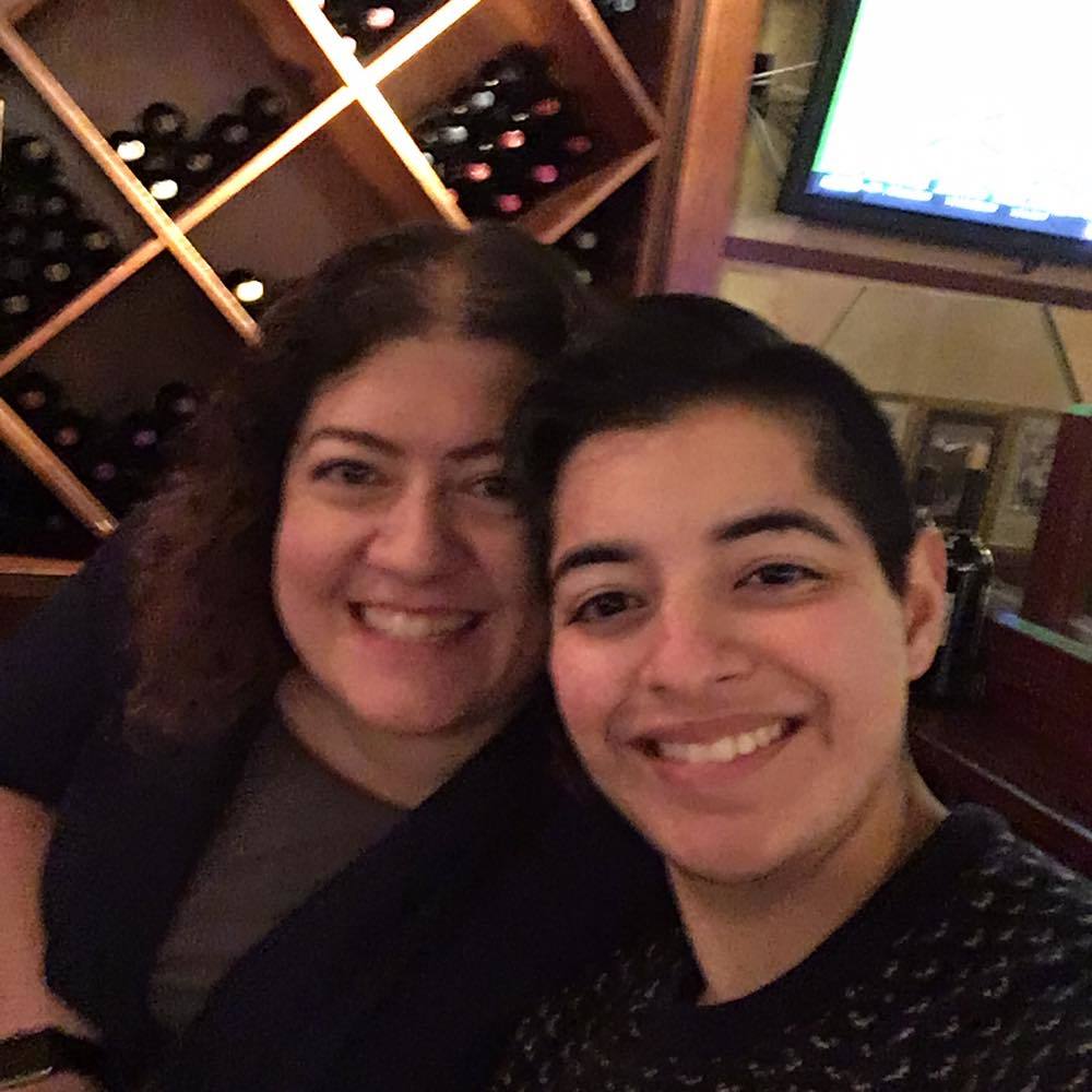 Meet your Posher, Raquel